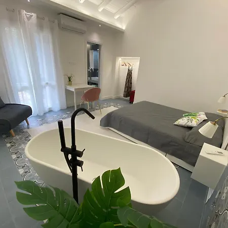 Apartment Sangue Blu